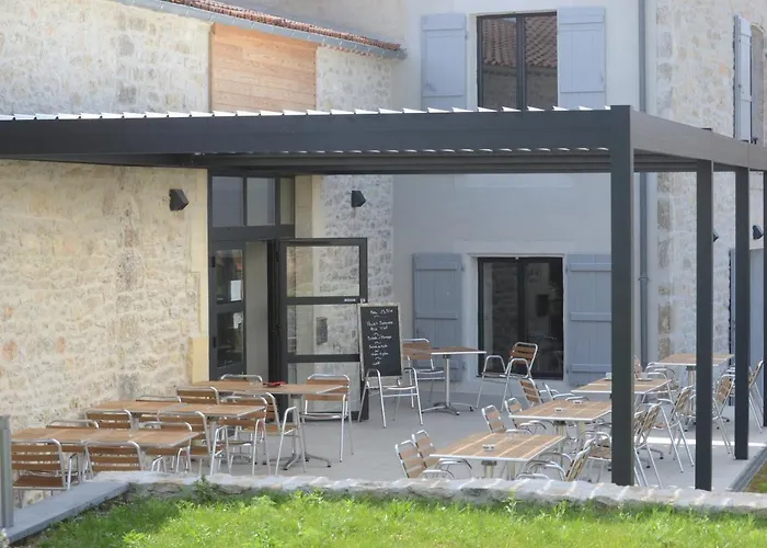 Oda ve Kahvaltı La Maisou-pastel Et Fleur Sérignac